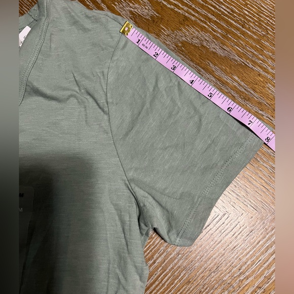 NWT GAP|Forever Soft V-Neck Tee|Size Medium - Picture 4 of 7